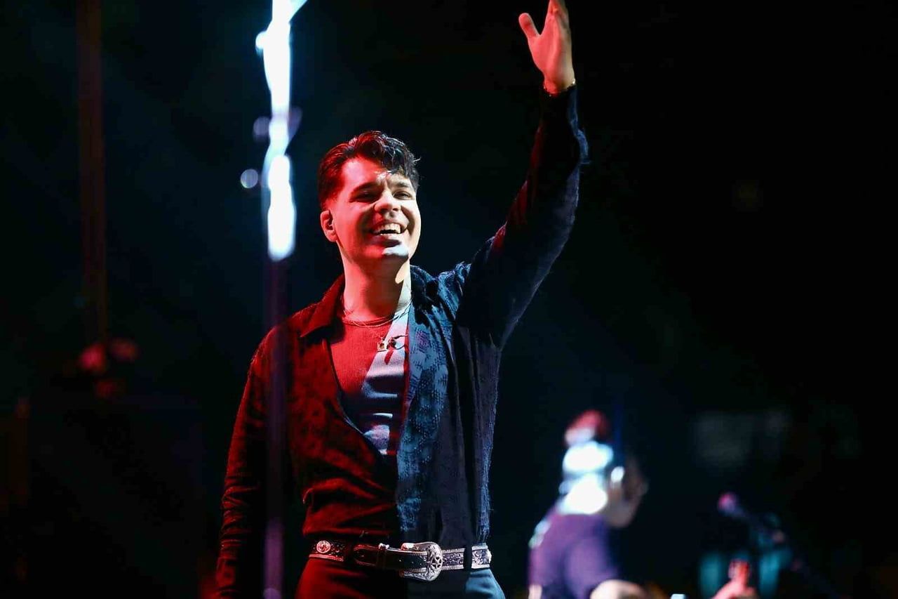 EMİRCAN İĞREK BÜYÜKÇEKMECE'DE  KONSER VERDİ