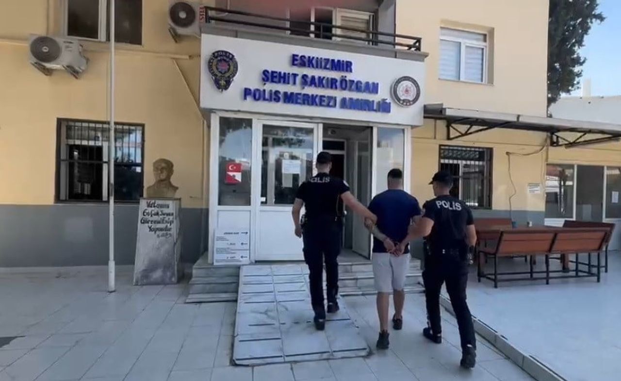 'KASTEN ÖLDÜRME' SUÇUNDAN ARANAN VE HAKKINDA 17 YIL 6 AY KESİNLEŞMİŞ HAPİS CEZASI BULUNAN CİNAYET...