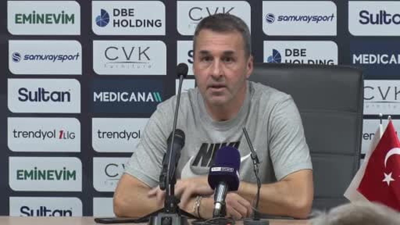 Muğlaspor Teknik Direktörü Yalçın Koşukavak, 22-23 transferle lige yeni çıkmış bir takımı inşa...