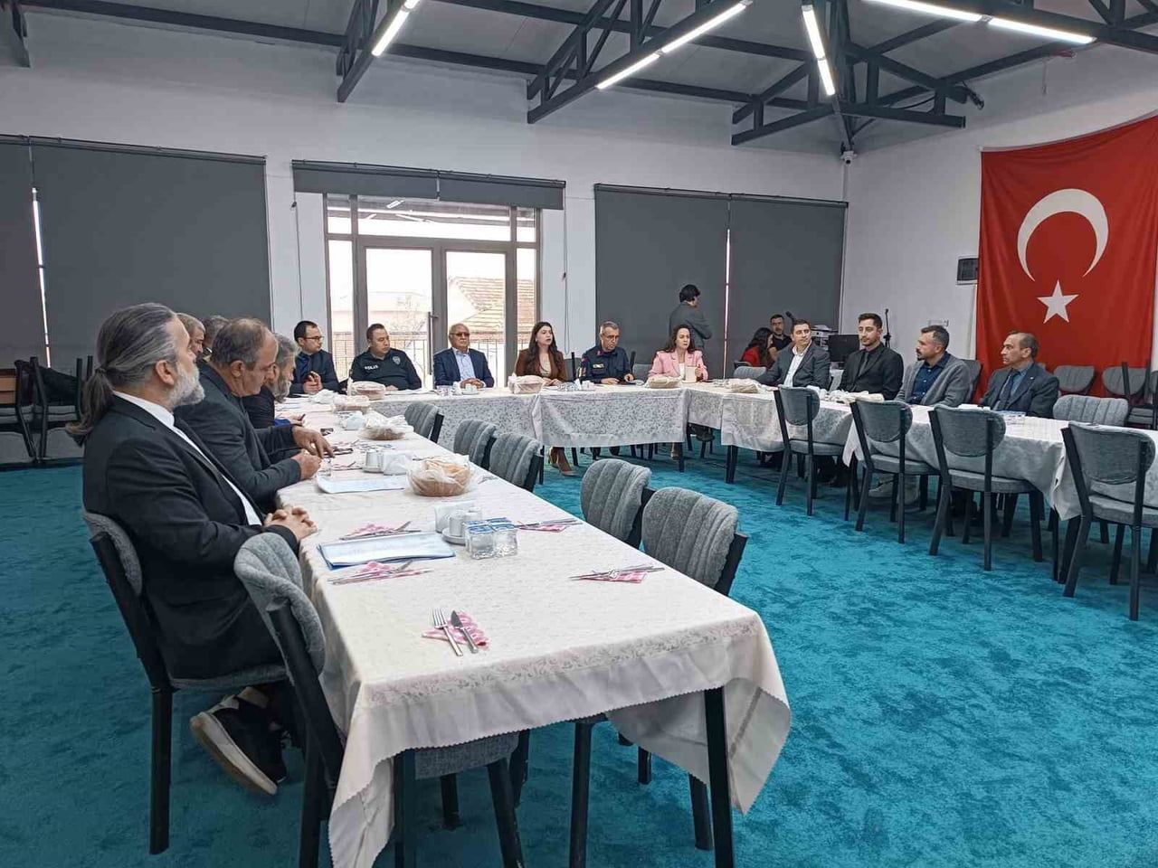 BAKLAN’DA OKULLARDA GÜVENLİK İÇİN İŞ BİRLİĞİ TOPLANTISI