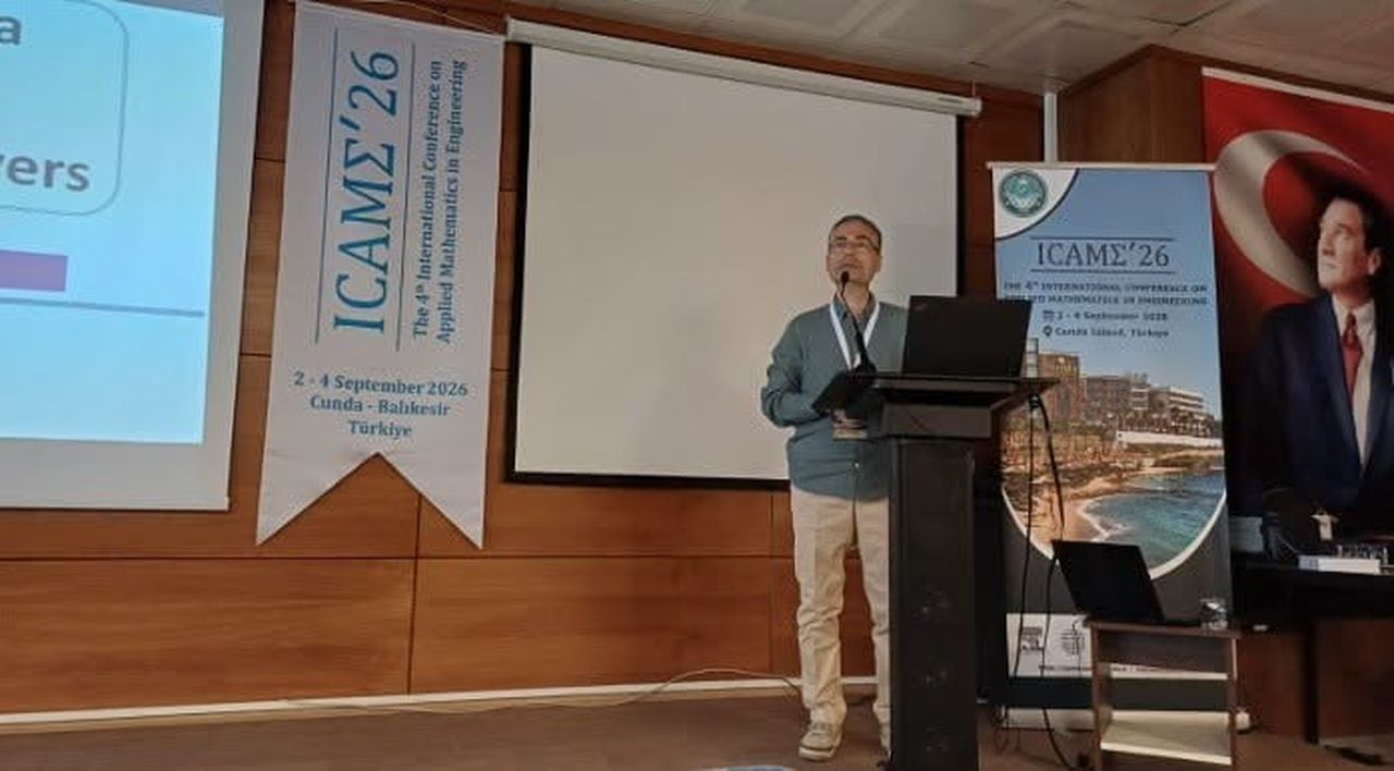 PROF. HÜSEYİN ŞEKER, KONUŞMA YAPTI.