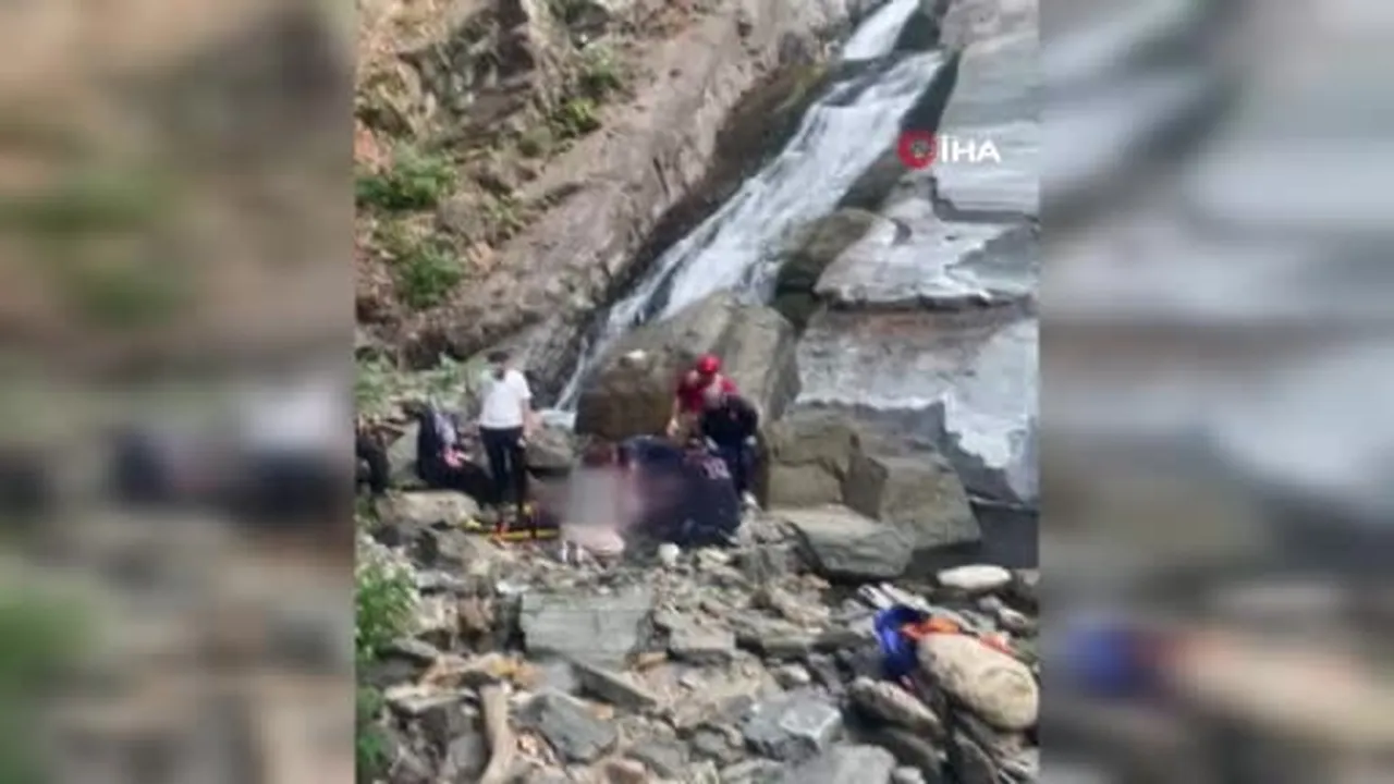 Uludağ’da facia : 70 metrelik şelaleden düşen kadın hayatını kaybetti