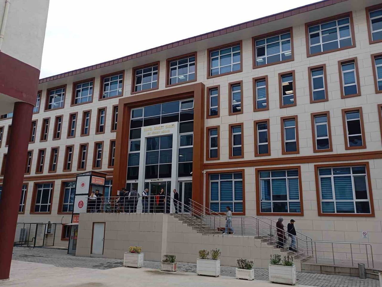 YALOVA ADALET SARAYI
