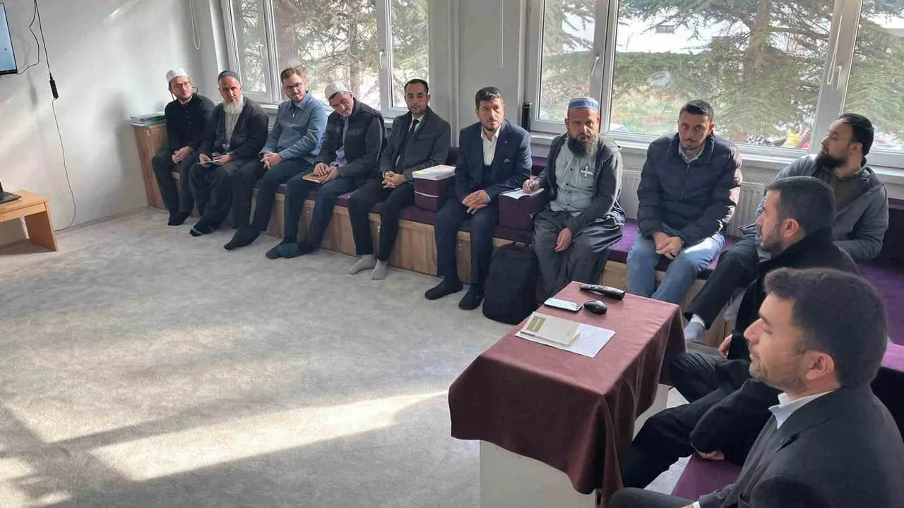 ALTINTAŞ’TA VAAZ BECERİLERİNİ GELİŞTİRME KURSU BAŞLADI