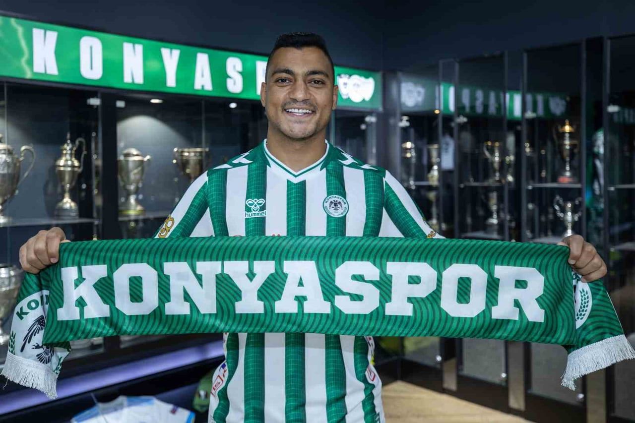 KONYASPOR, MISIRLI FORVET MOSTAFA MOHAMED İLE 3 YILLIK SÖZLEŞME İMZALADI.