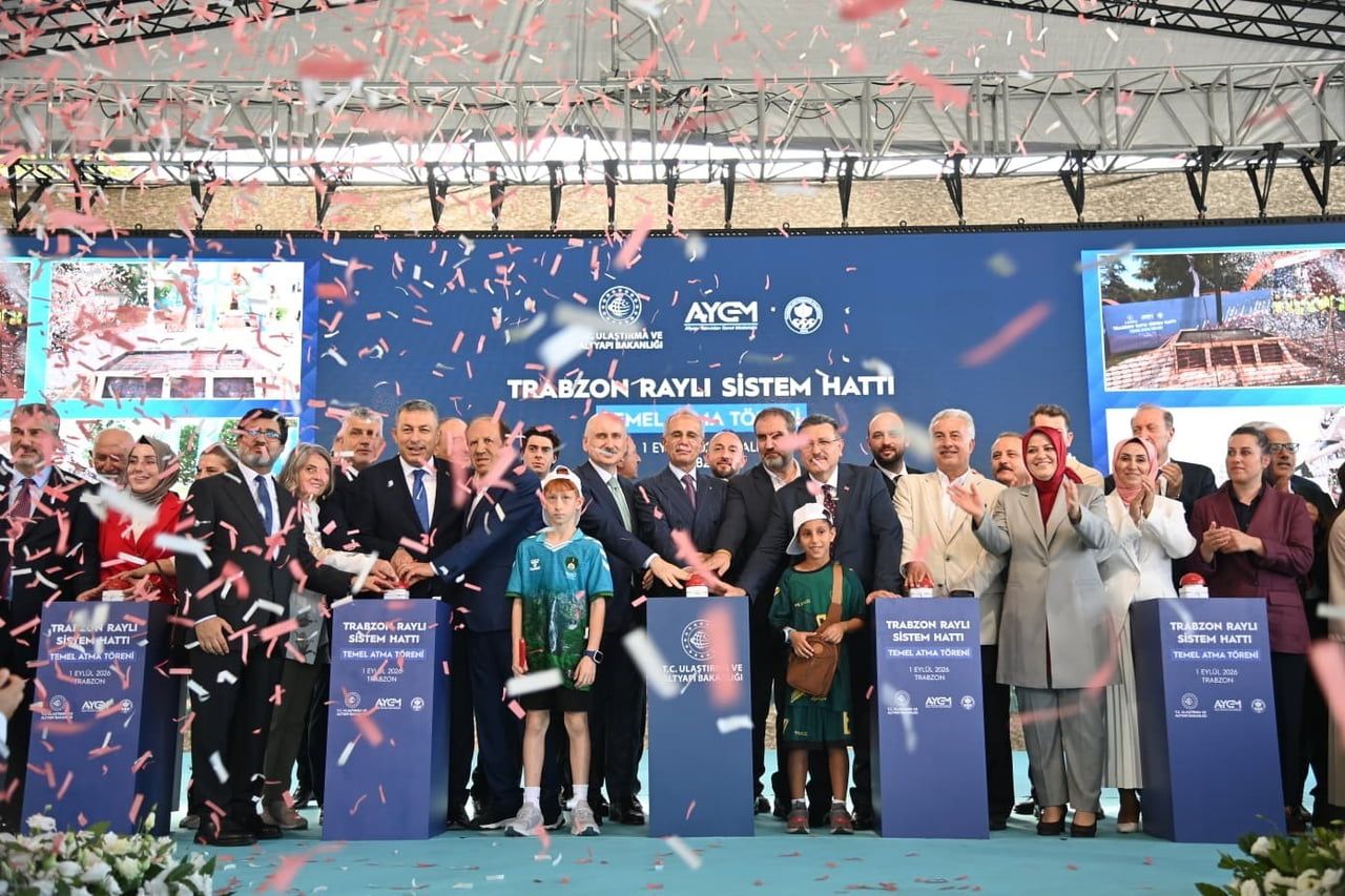 TRABZON'UN YAKLAŞIK YARIM ASIRLIK HAYALİ OLAN ŞEHİR İÇİ RAYLI ULAŞIM SİSTEMİNİN TEMELİ...