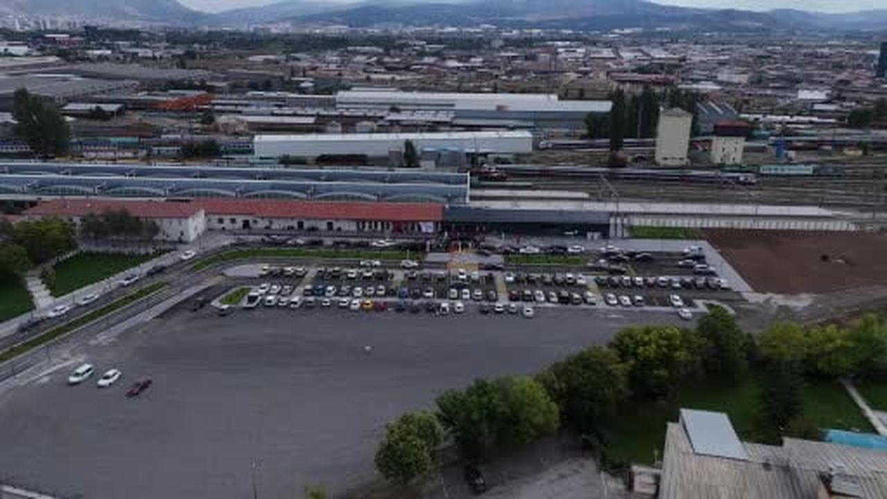 Sivas'ta yeni YHT garı hizmete açıldı