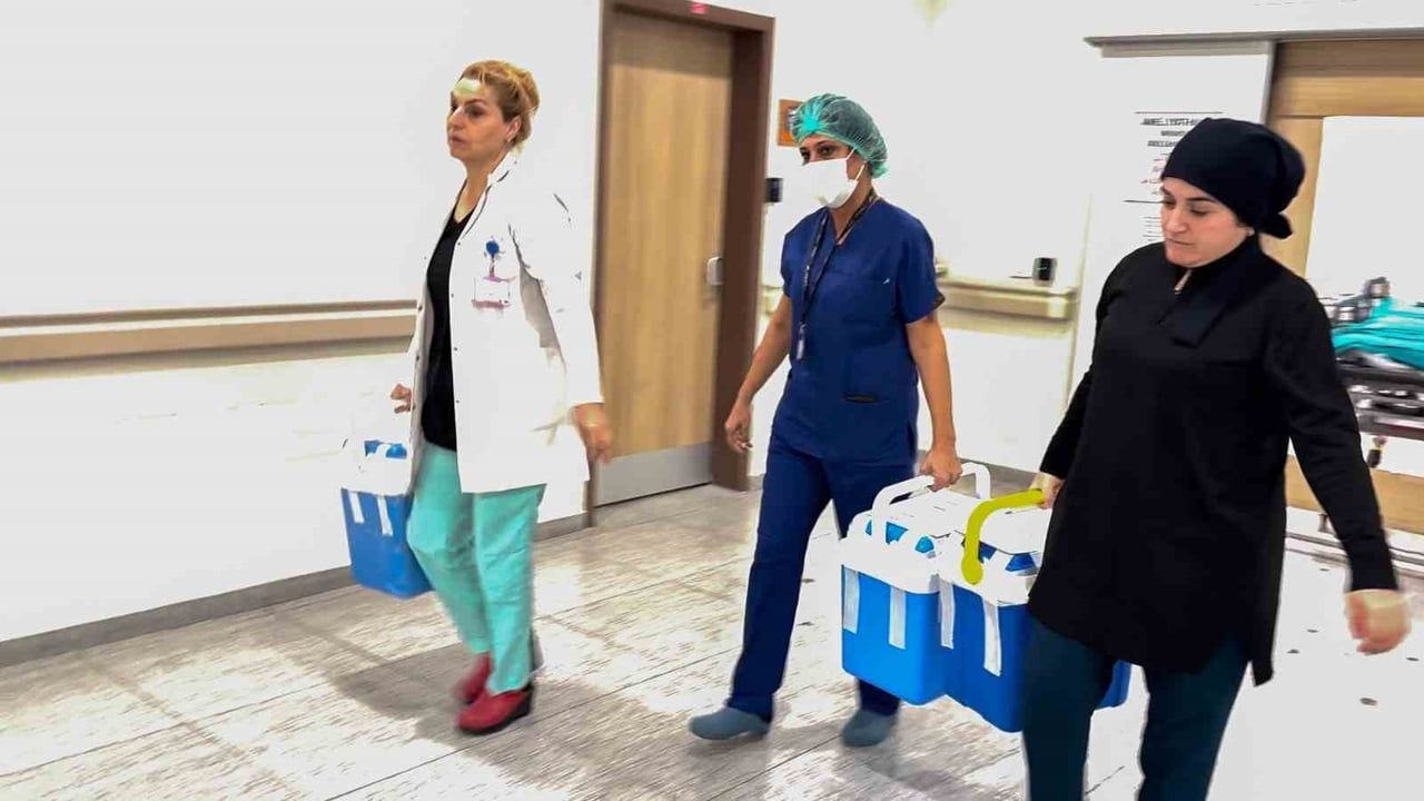 ERZURUM ŞEHİR HASTANESİ’NDE BEYİN ÖLÜMÜ GERÇEKLEŞEN BİR HASTANIN BAĞIŞLANAN 3 ORGANI, SİVAS...