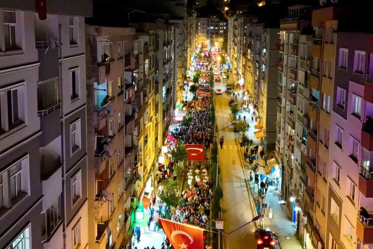 GİRESUN’DA CUMHURİYET’İN İLANININ 103. YIL DÖNÜMÜ DOLAYISIYLA DÜZENLENEN CUMHURİYET YÜRÜYÜŞÜ, ON...