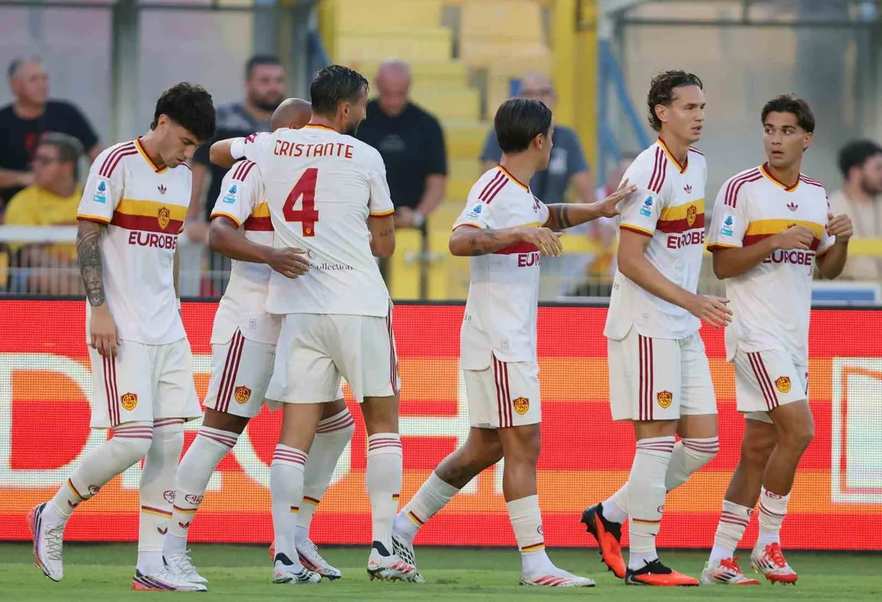 FENERBAHÇE'NİN UEFA ŞAMPİYONLAR LİGİ İLK HAFTASINDA KARŞILAŞACAĞI ROMA, İTALYA SERİE A'YA FARKLI...