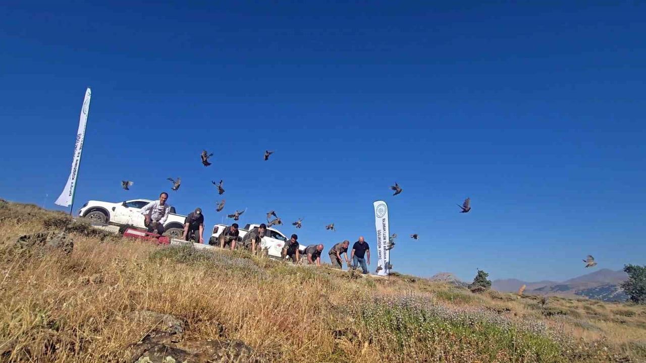 DOĞA KORUMA VE MİLLİ PARKLAR DİYARBAKIR ŞUBESİ, KENEYE KARŞI BİYOLOJİK MÜCADELE KAPSAMINDA DOĞAYA...