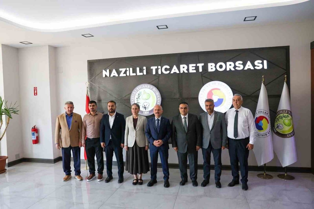 NAZİLLİ TİCARET ODASI YÖNETİM KURULU BAŞKANI NURİ ARSLAN KURU İNCİR ALIM SEZONU AÇILIŞ TÖRENİ İLE...