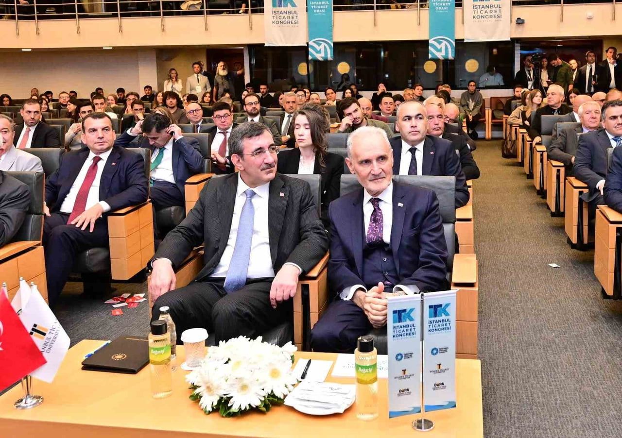 CUMHURBAŞKANI YARDIMCISI CEVDET YILMAZ, "POLİTİKA ODAKLI İSTİŞARELERE AÇIK YAPISIYLA HER DAİM...