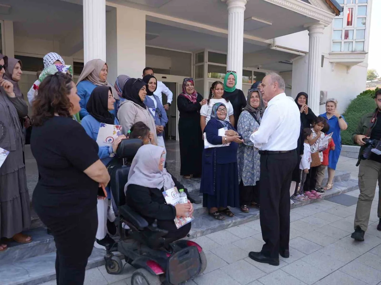 DÜZCE BELEDİYESİ’NİN "BELEDİYE HİZMETTE, KADINLAR KEŞİFTE" PROGRAMI KAPSAMINDA KADINLAR, KENT...