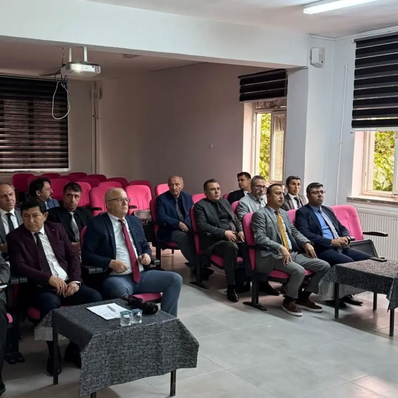 AYDIN’IN YENİPAZAR İLÇESİNDE, ÖĞRENCİLERİN GÜVENLİ BİR EĞİTİM ORTAMINDA BULUNMASI AMACIYLA OKUL...