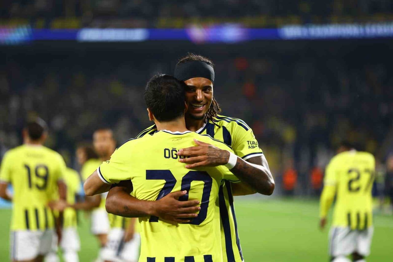 UEFA ŞAMPİYONLAR LİGİ’NİN 3. HAFTASINDA FENERBAHÇE, EVİNDE ÇEKYA TEMSİLCİSİ SLAVİA PRAG İLE...
