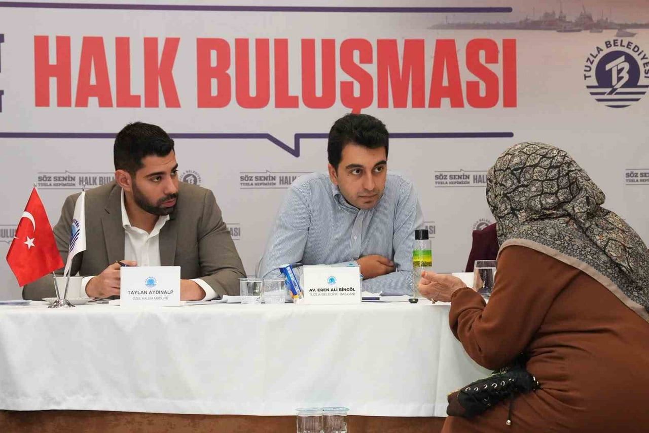 TUZLA BELEDİYE BAŞKANI AV. EREN ALİ BİNGÖL, EYLÜL AYI HALK BULUŞMASINDA TUZLALI KOMŞULARIYLA BİR...