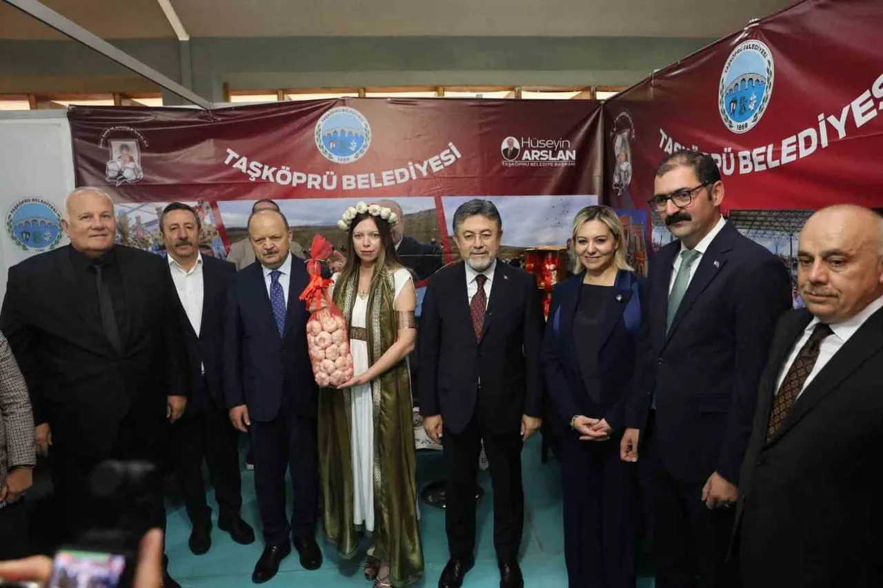TARIM VE ORMAN BAKANI İBRAHİM YUMAKLI, ANKARA’DA DÜZENLENEN 21. BAŞKENTTE KASTAMONU GÜNLERİ’NDE...