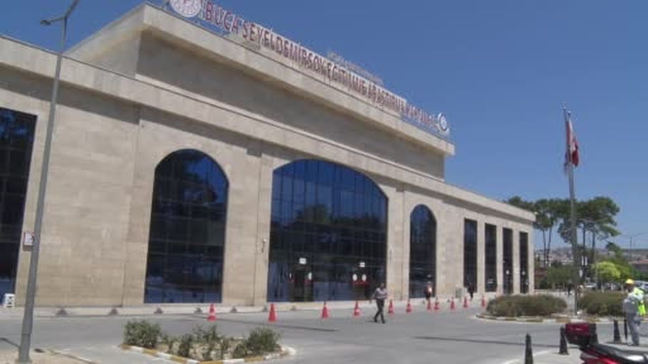 Çalıştığı hastanede kalbi durdu, mesai arkadaşları hayata döndürdü