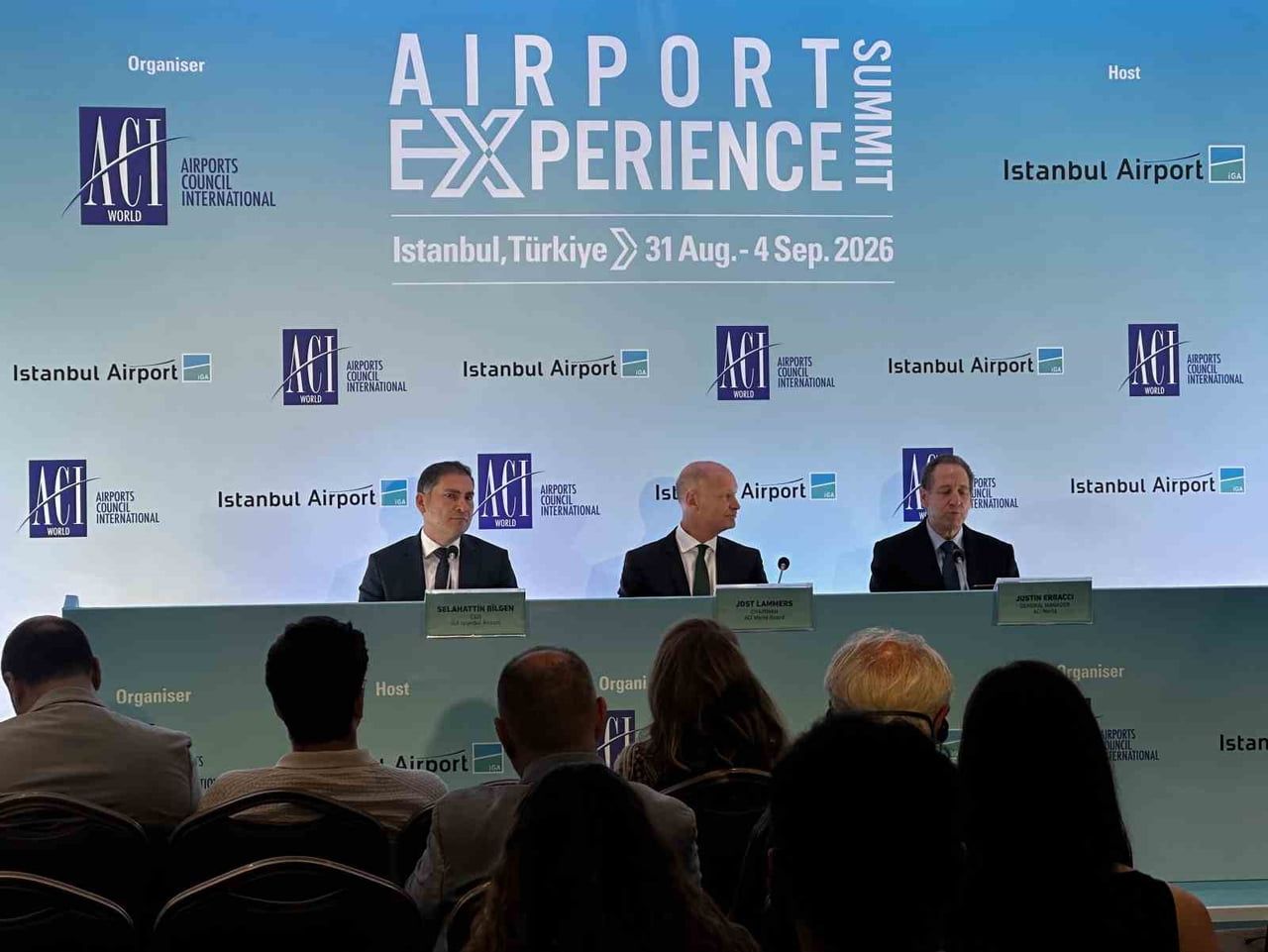 ACI WORLD TARAFINDAN DÜZENLENEN "DÜNYA HAVALİMANLARI DENEYİM ZİRVESİ 2026" İSTANBUL HAVALİMANI...