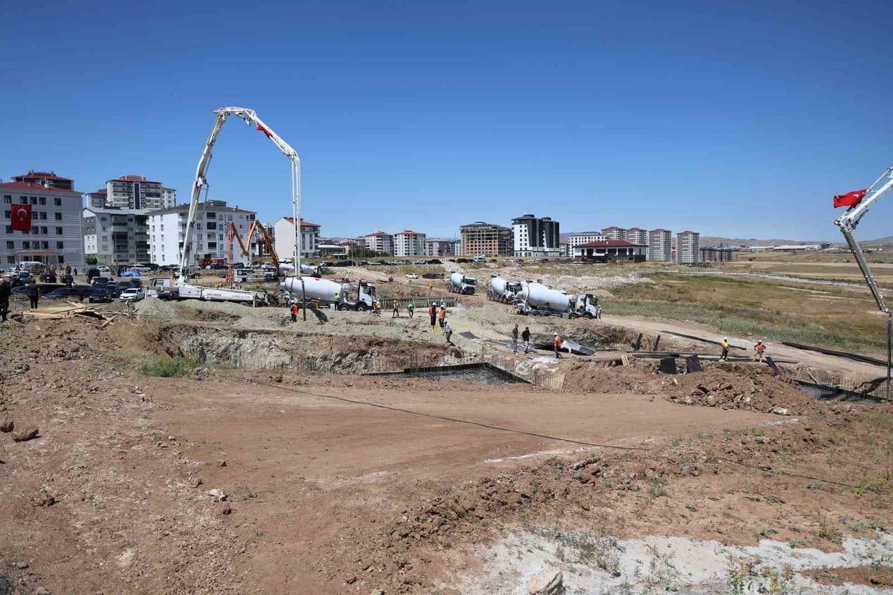 SİVAS’TA 30 AYRI YAPIDAN OLUŞACAK SİYER-İ NEBİ KÜLLİYESİNİN TEMELİ,  İÇİŞLERİ BAKANI MUSTAFA...