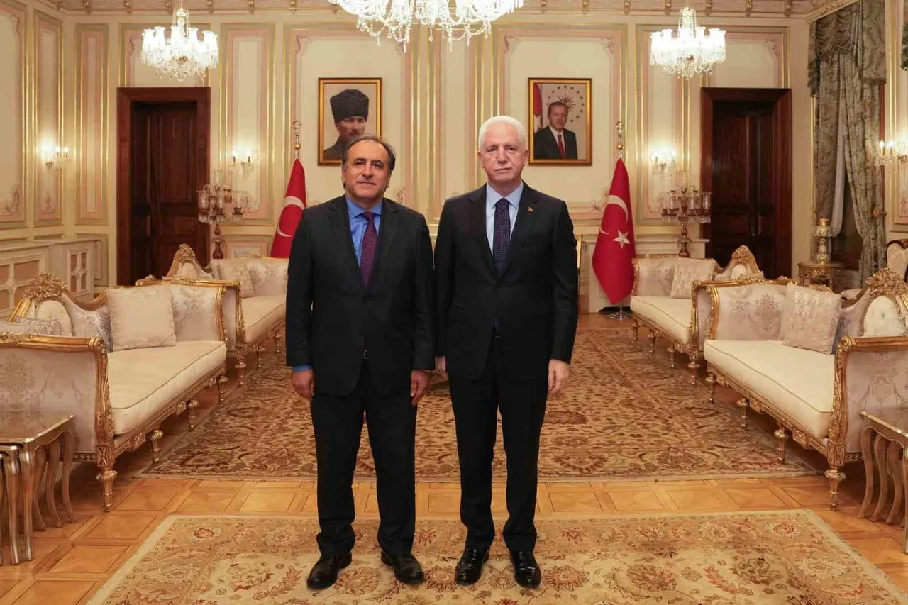 İSTANBUL VETERİNER HEKİMLERİ ODASINDA GERÇEKLEŞTİRİLEN SEÇİM SONUCUNDA VETERİNER HEKİM AHMET YAVUZ...