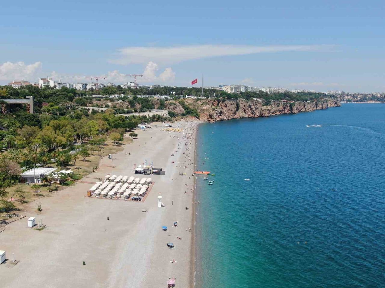 ANTALYA VALİLİĞİ, "DUMANSIZ PLAJ" UYGULAMASINA İLİŞKİN YENİ BİR GENELGE YAYIMLADI....