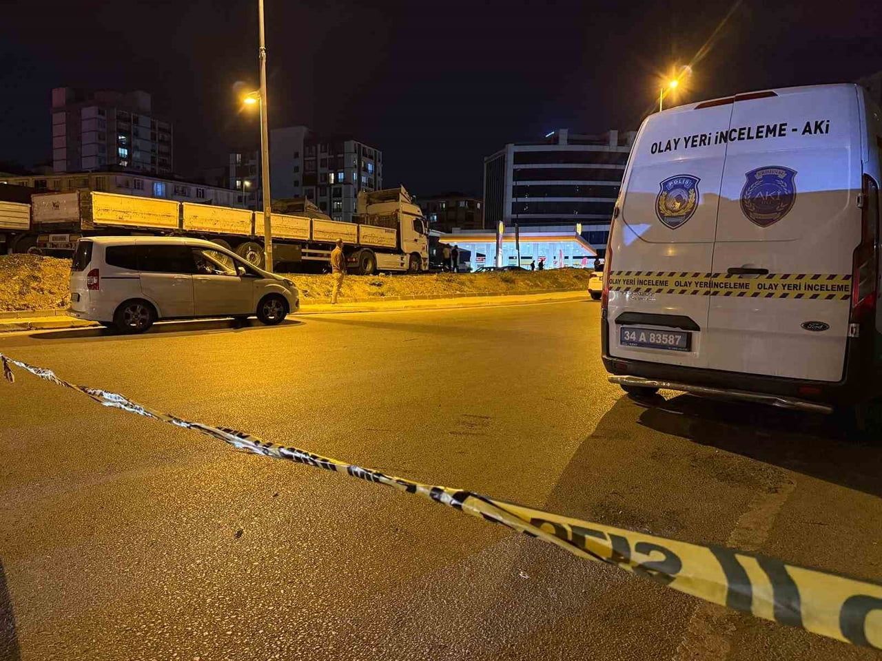 UYGULAMA ÜZERİNDEN ÇAĞRILAN VE TAKSİCİLİK YAPTIĞI ŞÜPHESİYLE DURDURULAN EMEKLİ POLİS, TRAFİK...