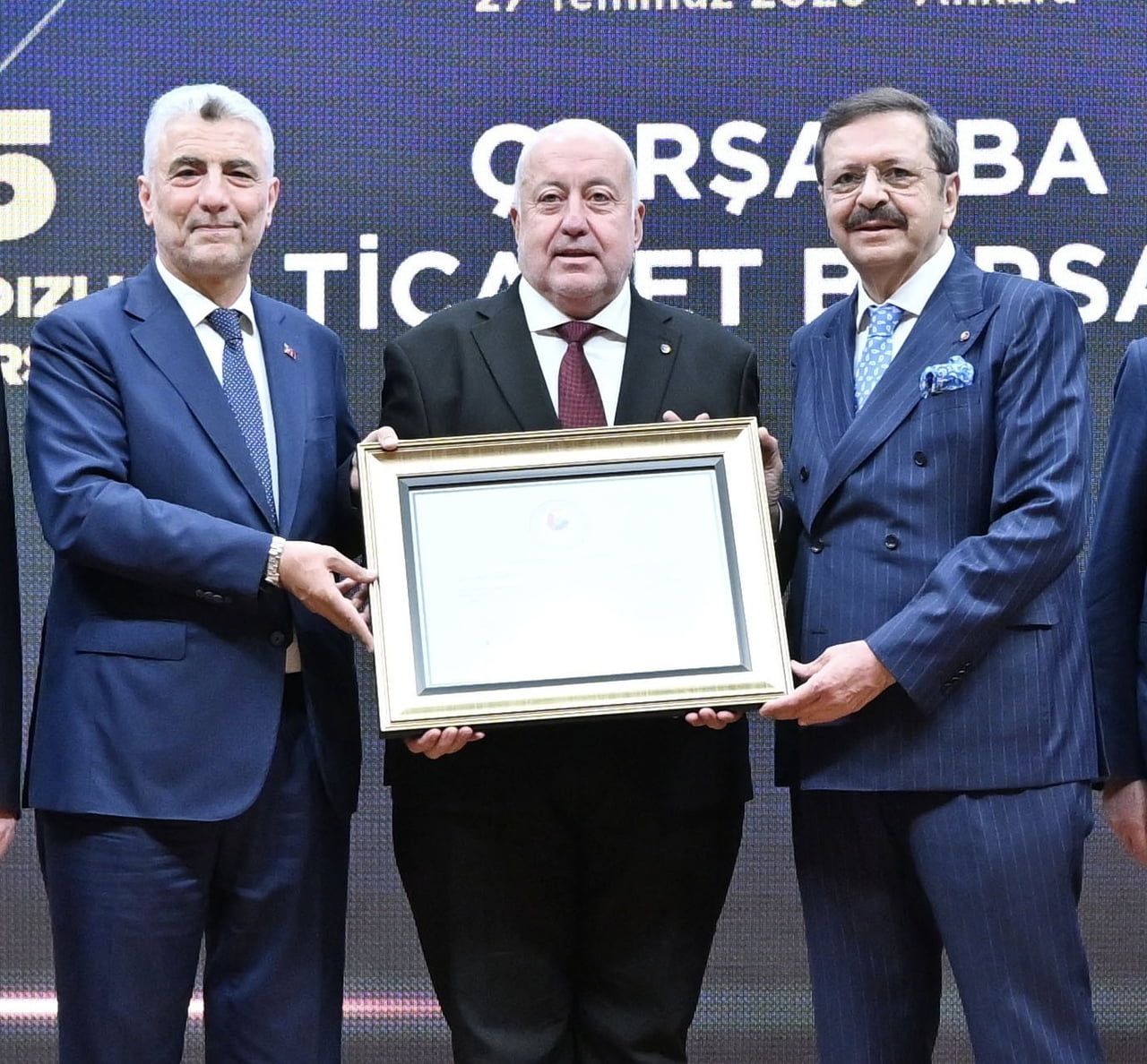 TÖRENE ÇARŞAMBA TİCARET BORSASI YÖNETİM KURULU BAŞKANI KAZIM YILMAZ BAŞTA OLMAK ÜZERE MECLİS...