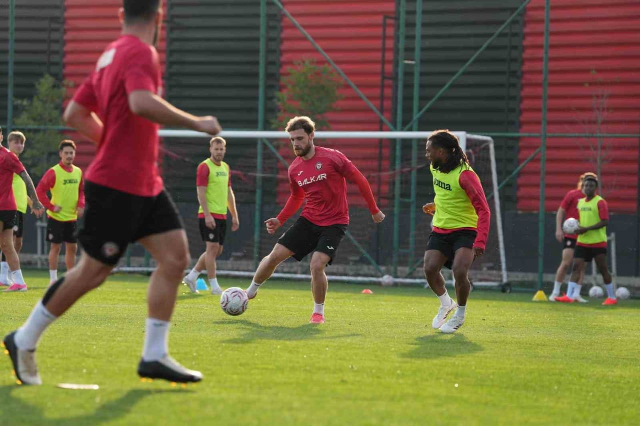ÇORUM FK, TRENDYOL SÜPER LİG'İN 6. HAFTASINDA SAHASINDA ALANYASPOR İLE OYNAYACAĞI MAÇIN...