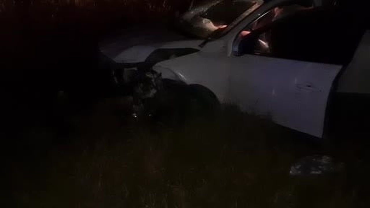 Kontrolden çıkan otomobil araziye uçtu; 4 yaralı