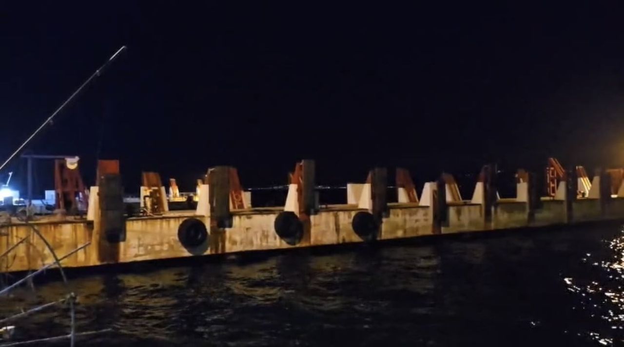 İDO DENİZ OTOBÜSÜ MUDANYA İSKELESİ’NE ÇARPTI: YOLCULARIN PANİK ANLARI KAMERADA