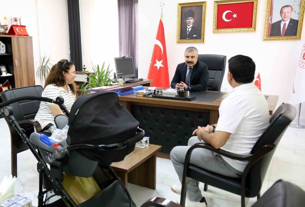 ESKİŞEHİR'DE AİLE VE SOSYAL HİZMETLER İL MÜDÜRLÜĞÜ'NÜN YÜRÜTTÜĞÜ KORUYUCU AİLE HİZMETİ KAPSAMINDA...