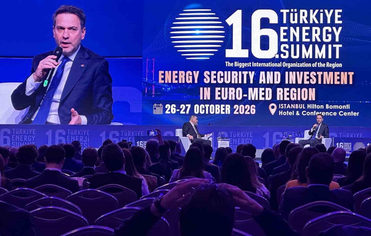 ENERJİ VE TABİİ KAYNAKLAR BAKANI ALPARSLAN BAYRAKTAR, 16. TÜRKİYE ENERJİ ZİRVESİ'NDE...