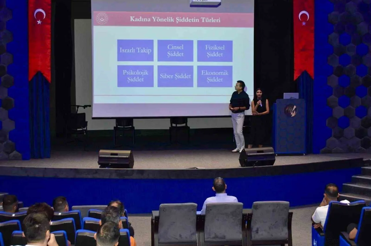 ESKİŞEHİR'DE ŞİDDET ÖNLEME VE İZLEME MERKEZİ MÜDÜRLÜĞÜ (ŞÖNİM) EKİPLERİ TARAFINDAN, CEZA İNFAZ...