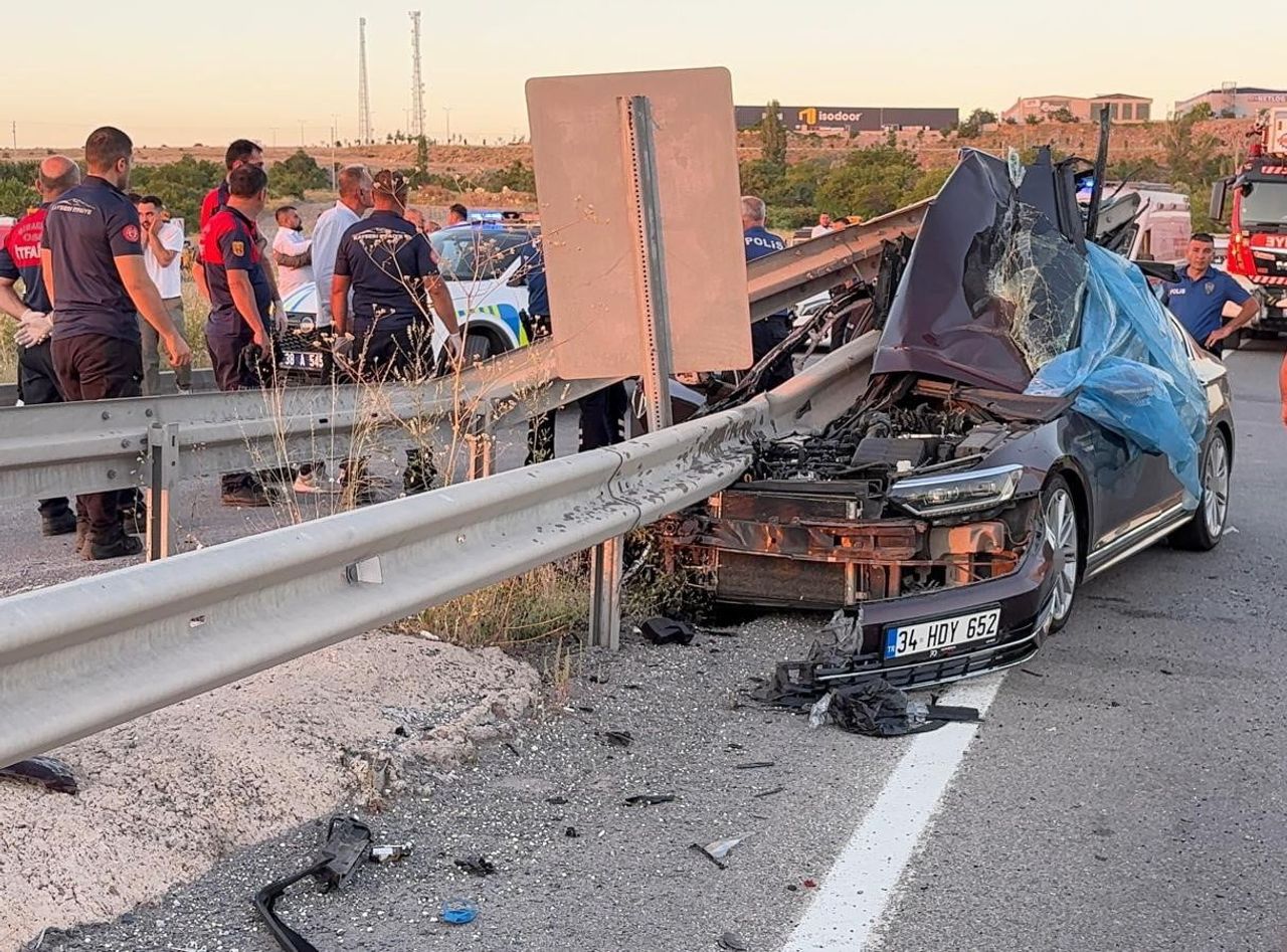 KAYSERİ’DE BİR GÜN İÇERİSİNDE 3 ÖLÜMLÜ KAZA MEYDANA GELDİ. YAŞANAN KAZALARDA, TOPLAMDA 4 KİŞİ...