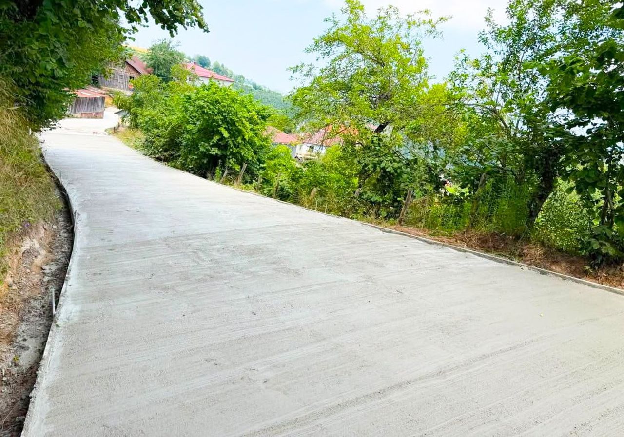 CANİK BELEDİYE BAŞKANI İBRAHİM SANDIKÇI, ÖZ KAYNAKLARLA YENİ PROJELER ÜRETTİKLERİNİ BELİRTEREK...