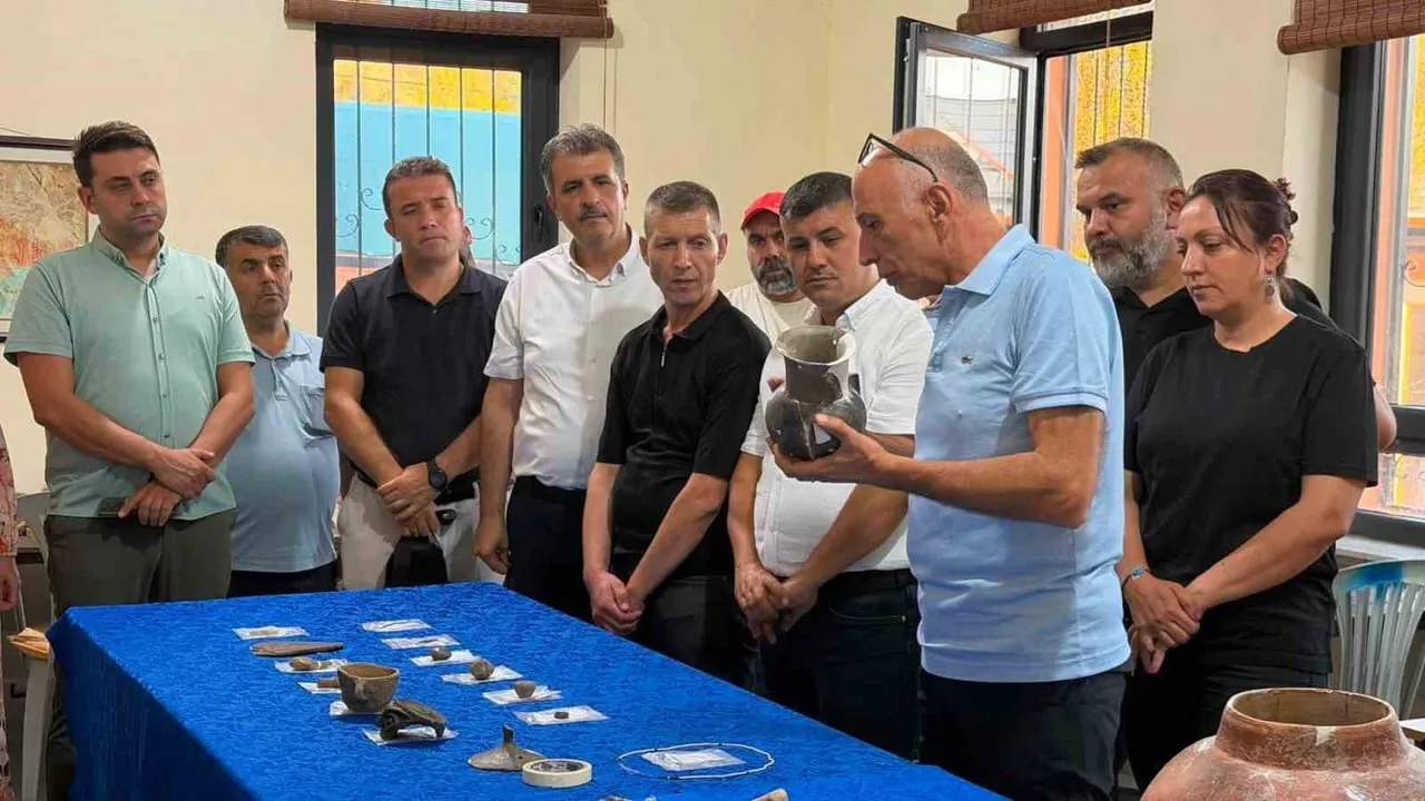 BALIKESİR’İN HAVRAN İLÇESİNDE BULUNAN İNBOĞAZI ANDIK MAĞARASI’NDAKİ 2026 YILI KAZI ÇALIŞMALARININ...