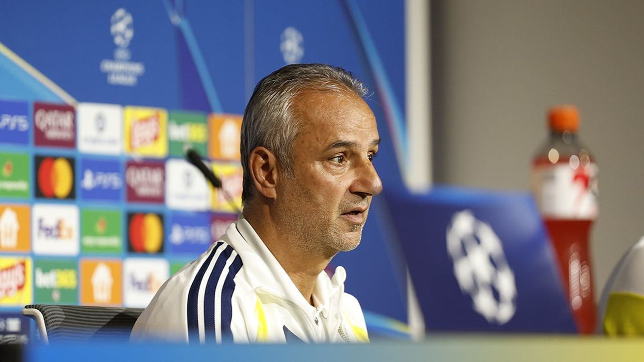 FENERBAHÇE TEKNİK DİREKTÖRÜ İSMAİL KARTAL, "ŞAMPİYONLAR LİGİ’NE KALMAK İÇİN ELİMİZDEN GELENİ...