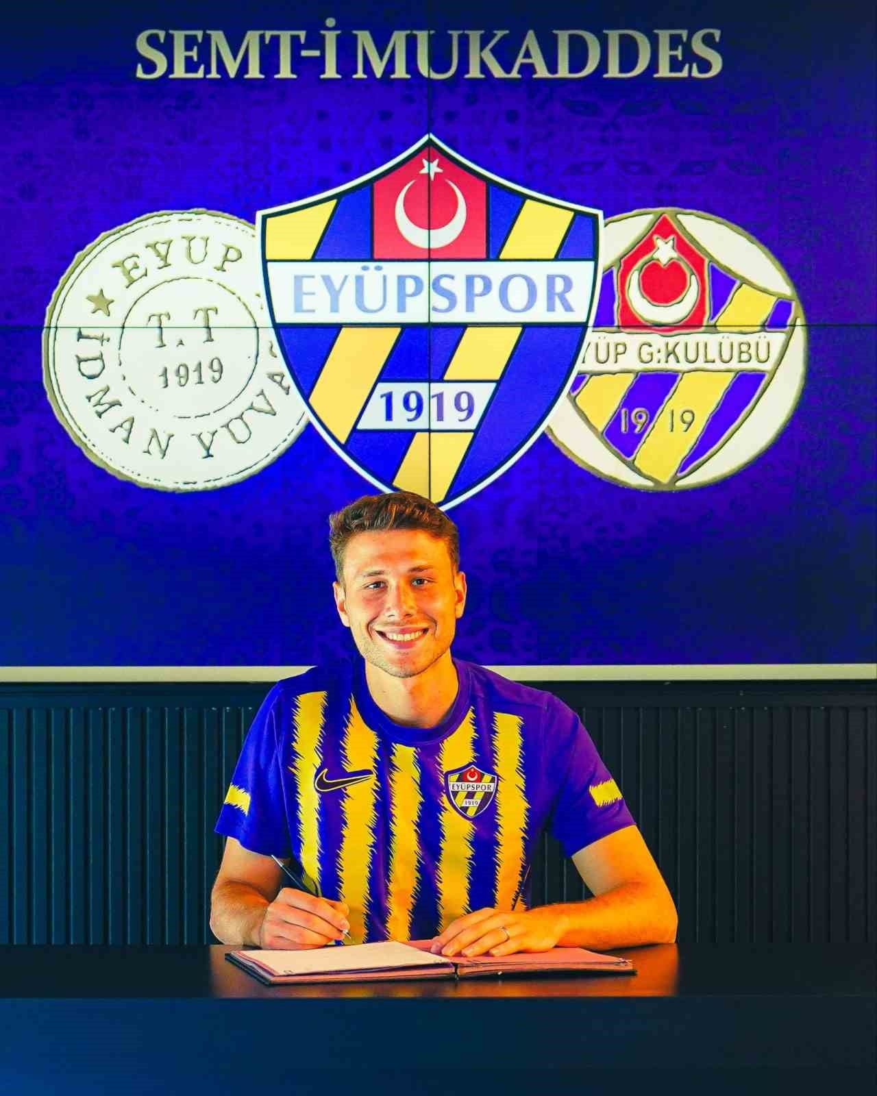 EYÜPSPOR, ÇAYKUR RİZESPOR'DAN 24 YAŞINDAKİ DEFANS OYUNCUSU ANIL YAŞAR'I SEZON SONUNA DEK KİRALIK...