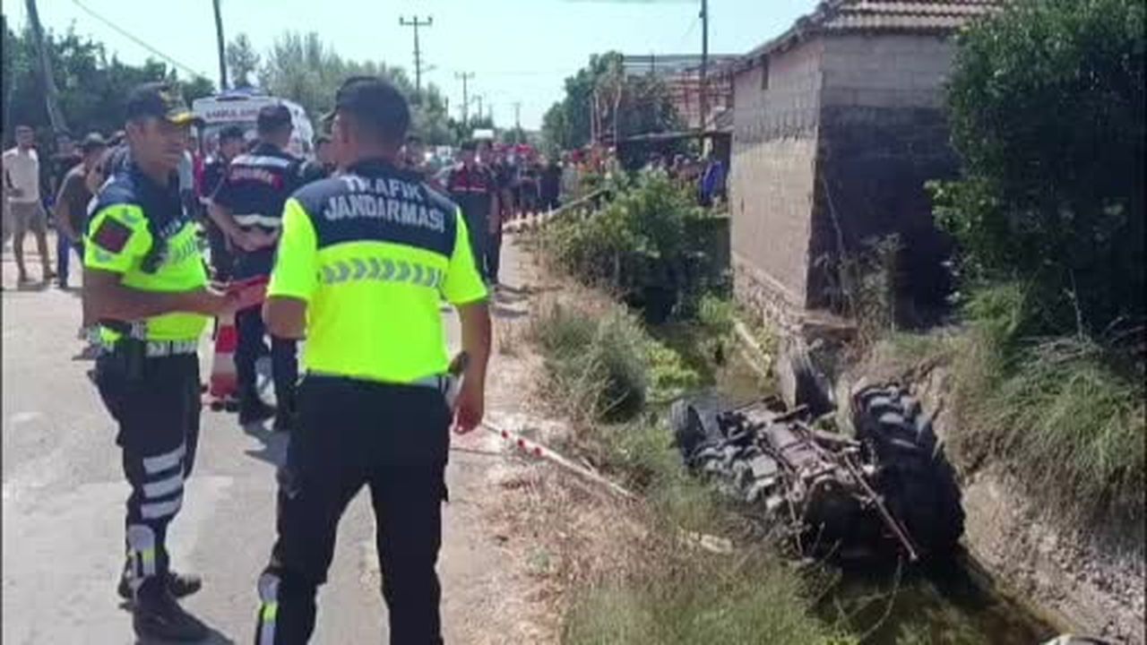 Antalya’da su kanalına düşen traktörün sürücüsü hayatını kaybetti