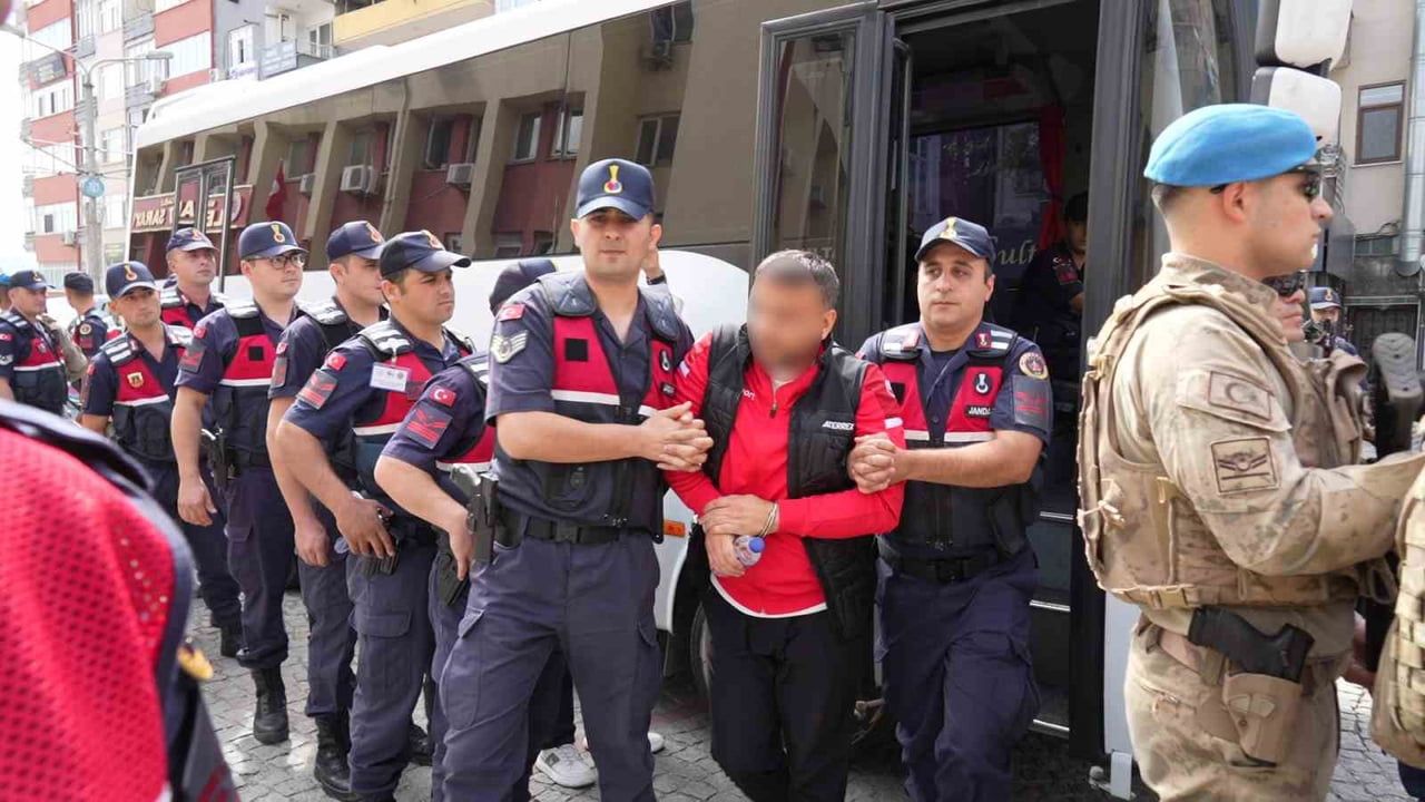 KOCAELİ MERKEZLİ "İKİZLER" ADLI SUÇ ÖRGÜTÜNE YÖNELİK DÜZENLENEN 2'NCİ DALGA OPERASYONDA, TUTUKLU...