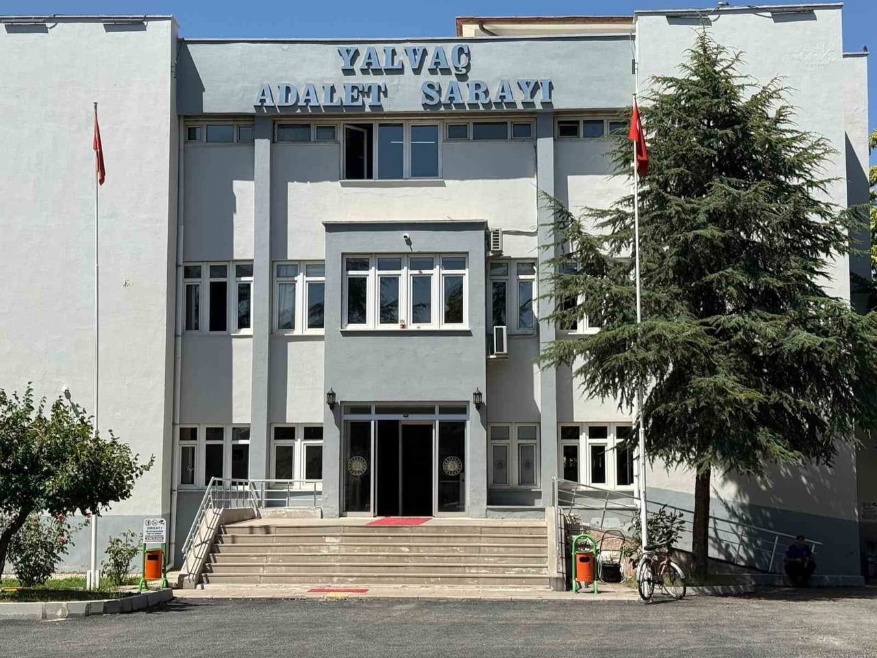 YALVAÇ ADALET SARAYI