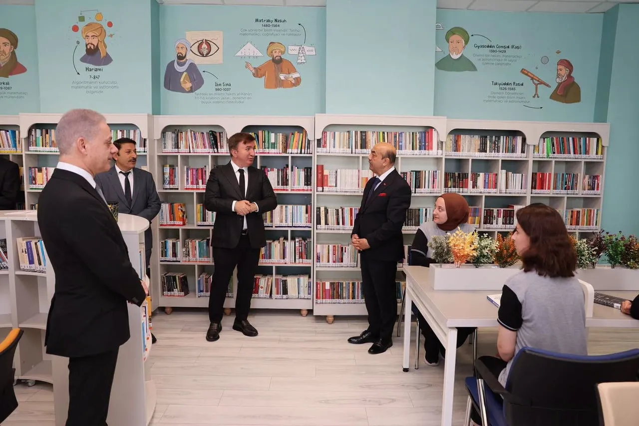 ERZİNCAN’DA İPEKYOLU TİCARET LİSESİ’NE YENİ KÜTÜPHANE AÇILDI