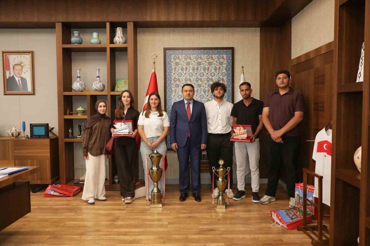 VALİ IŞIN, DUSCART TAKIMI'NI AĞIRLADI