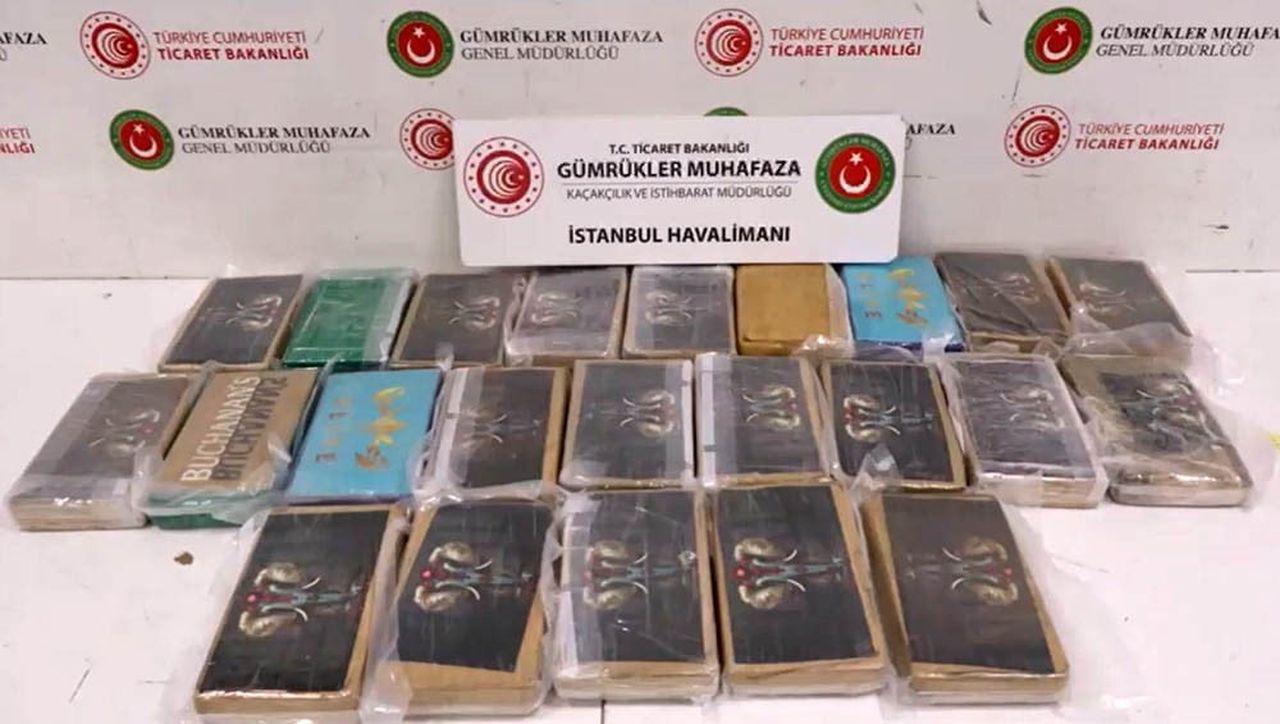 İSTANBUL HAVALİMANI'NDA DÜZENLENEN UYUŞTURUCU OPERASYONUNDA PİYASA DEĞERİ TOPLAM 206 MİLYON TL...