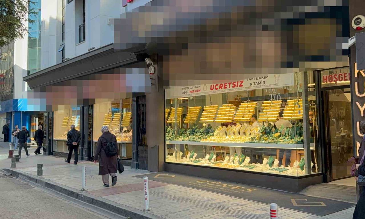 SAMSUN'DA 3 KUYUMCU DÜKKANINA YÖNELİK GERÇEKLEŞTİRİLEN ÇALIŞMALARDA 5 ŞÜPHELİ GÖZALTINA...
