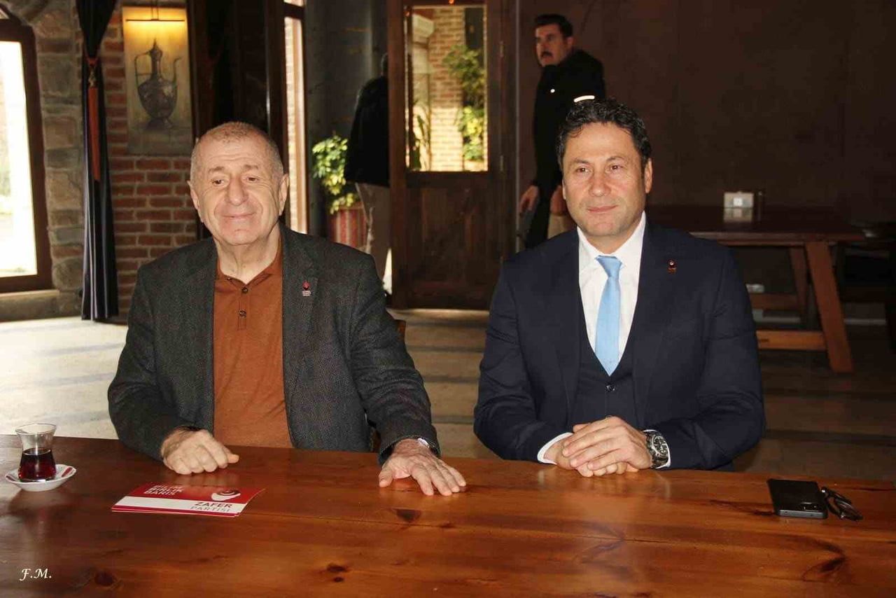 ZAFER PARTİSİ GENEL BAŞKAN ÜMİT ÖZDAĞ VE BOLU İL BAŞKANI SERDAR ÇUHADAR