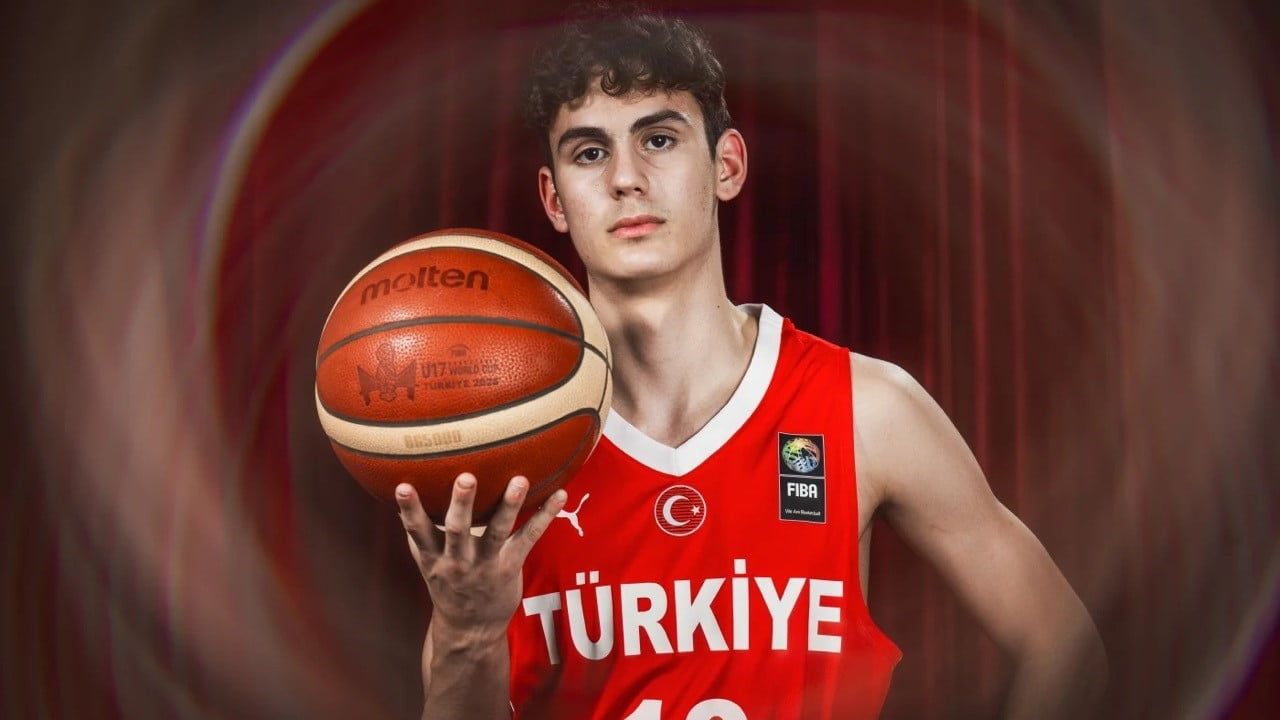 ÖMER KUTLUAY, SLOVENYA’NIN LJUBLJANA KENTİNDE DEVAM EDEN FIBA 20 YAŞ ALTI ERKEKLER AVRUPA...