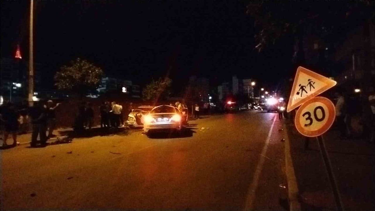 ADANA'NIN KOZAN İLÇESİNDE 30 KİLOMETRE HIZ SINIRININ UYGULANDIĞI VE ÖĞRENCİ GEÇİDİNİN BULUNDUĞU...
